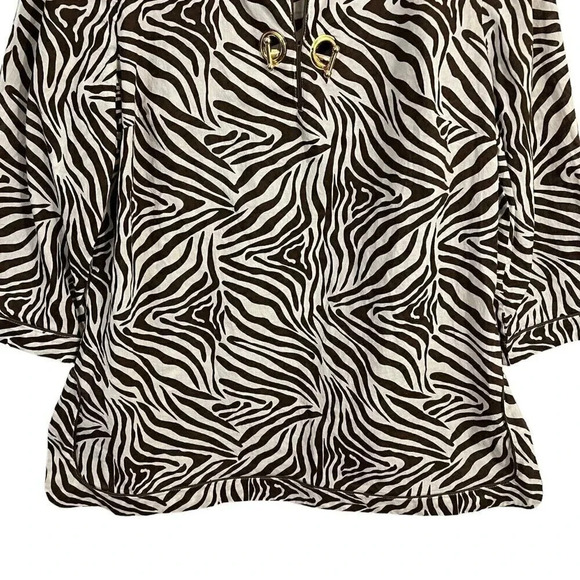 Charter Club Tiger Print Thin Blouse Cream Brown Womens Large Gold Metal Buckle - Picture 5 of 9